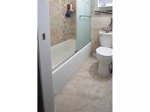 8760 E Yale Ave #E, Denver, CO 80231 photo 13