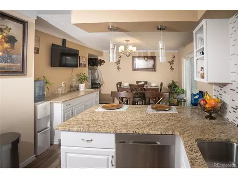 8760 E Yale Ave #E, Denver, CO 80231 photo 6