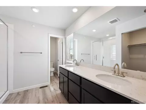 Bath - 236 Amy Ave, Fort Lupton, CO 80621 photo 2 of 4