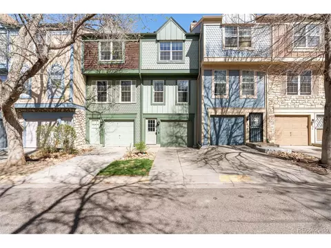 11882 E Kepner Dr, Aurora, CO 80012