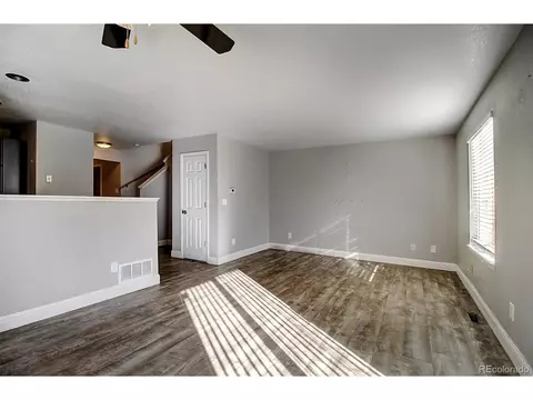 4482 Cornish Way, Denver, CO 80239 photo 9