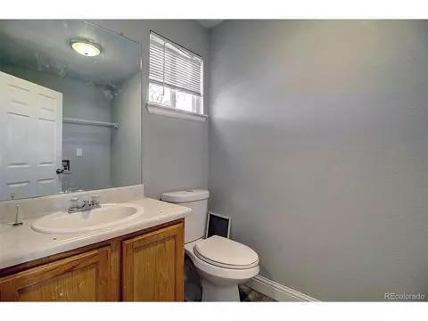 4482 Cornish Way, Denver, CO 80239 photo 3