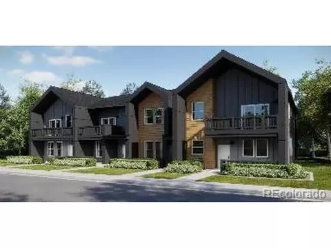 8945 Whiteclover St, Littleton, CO 80125