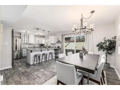 550 S Xenon Ct, Lakewood, CO 80228