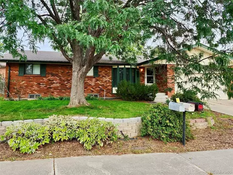 2200 Squires St, Longmont, CO 80501