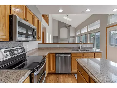17898 E Dickenson Pl, Aurora, CO 80013 photo 5