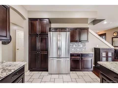 5569 Killarney St, Denver, CO 80239 photo 12