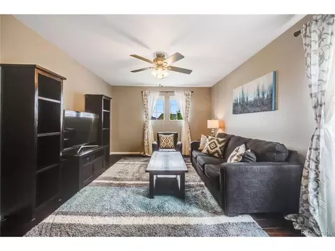 5569 Killarney St, Denver, CO 80239 photo 21