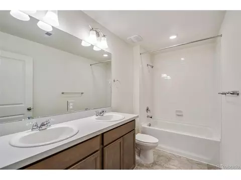 27644 E 1st Pl, Aurora, CO 80018 photo 17