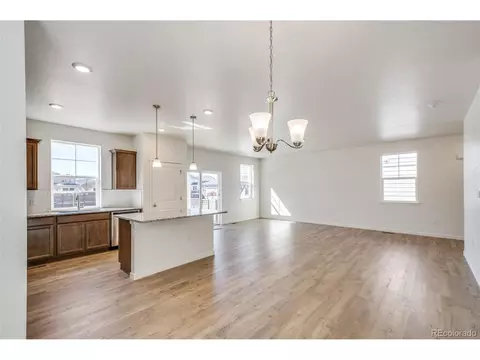 27644 E 1st Pl, Aurora, CO 80018 photo 9
