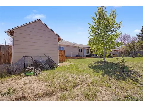 Exterior - 20950 E Ida Ave, Centennial, CO 80015 photo 4 of 5