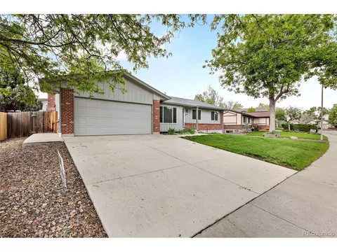 17386 E Flora Pl, Aurora, CO 80013 photo 3
