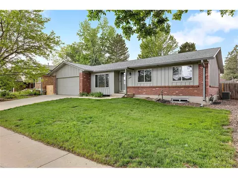 17386 E Flora Pl, Aurora, CO 80013 photo 2