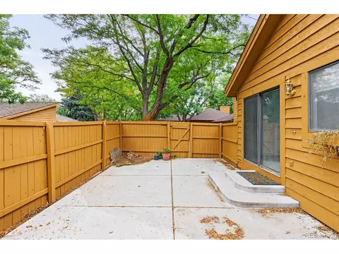 59 S Eagle Cir, Aurora, CO 80012 photo 24