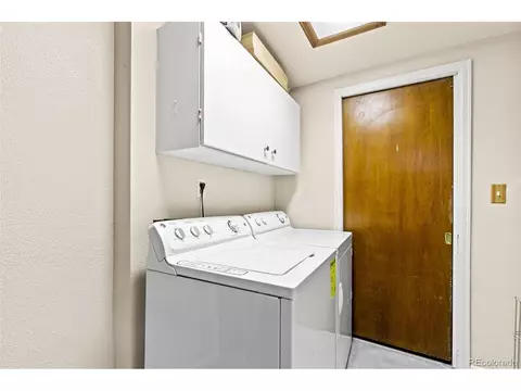 59 S Eagle Cir, Aurora, CO 80012 photo 22