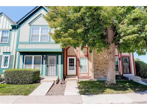 1651 S Blackhawk Way #B, Aurora, CO 80012