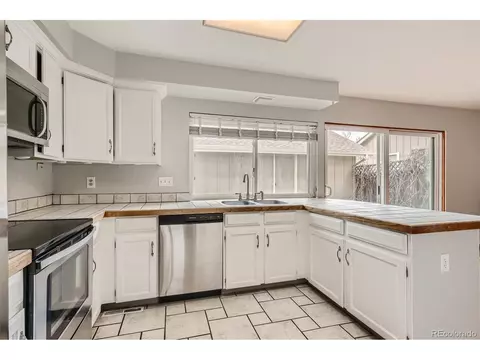 7613 E Jamison Dr, Centennial, CO 80112 photo 6