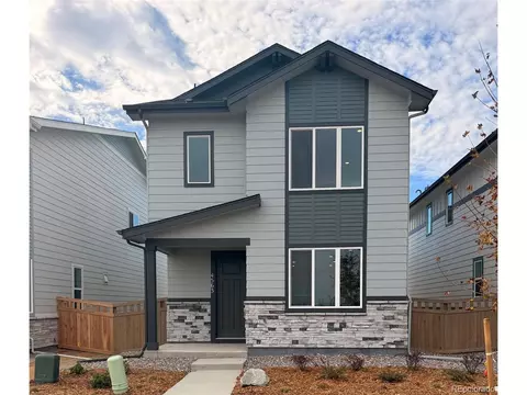 4563 N Versailles St, Aurora, CO 80019