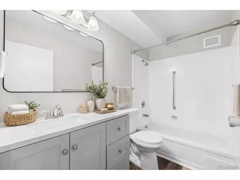 Bath - 9335 E Center Ave #1B, Denver, CO 80247 photo 1 of 1