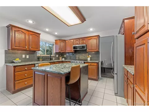 7513 E Bates Dr, Denver, CO 80231 photo 5