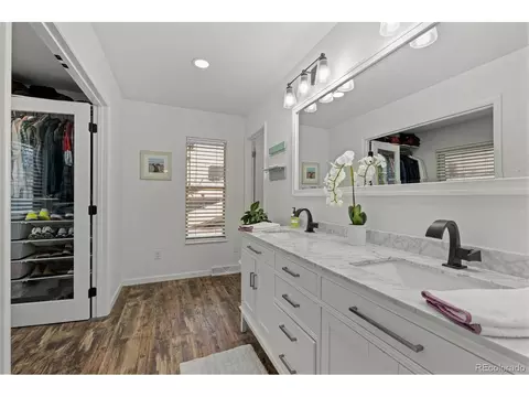 7513 E Bates Dr, Denver, CO 80231 photo 12