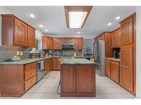 7513 E Bates Dr, Denver, CO 80231 photo 6
