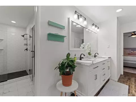 7513 E Bates Dr, Denver, CO 80231 photo 14