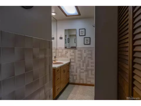 Undisclosed, Centennial, CO 80122 photo 36