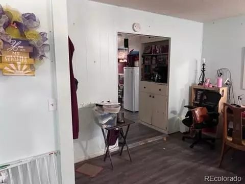 201 E 4th Ave, Otis, CO 80743 photo 5