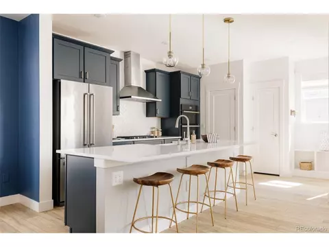 9996 E 63rd Ave, Denver, CO 80238 photo 3