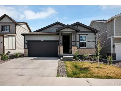 27888 E 8th Ave, Aurora, CO 80018 photo 1