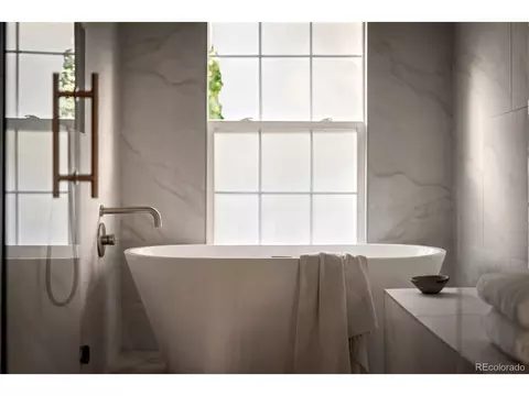 Bath - 8659 E Kenyon Ave, Denver, CO 80237 photo 3 of 6