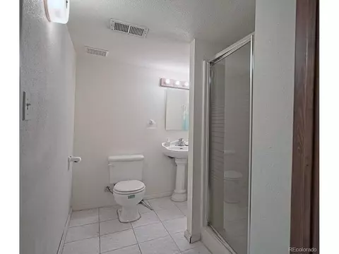 4374 Sable St, Denver, CO 80239 photo 11