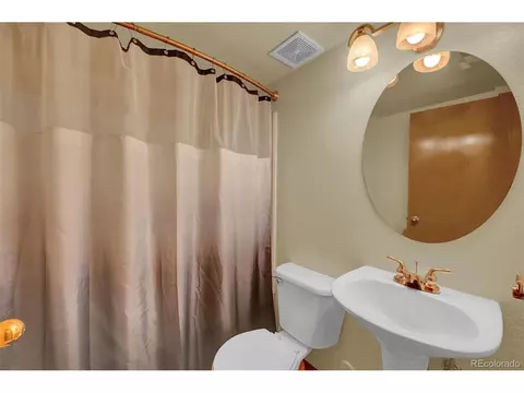 Undisclosed, Aurora, CO 80013 photo 19