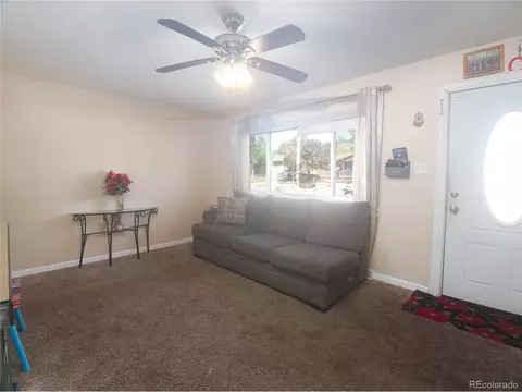 Living - 3570 E 90th Pl, Thornton, CO 80229 photo 2 of 3