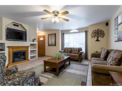 1326 3rd St, Fort Lupton, CO 80621 photo 2