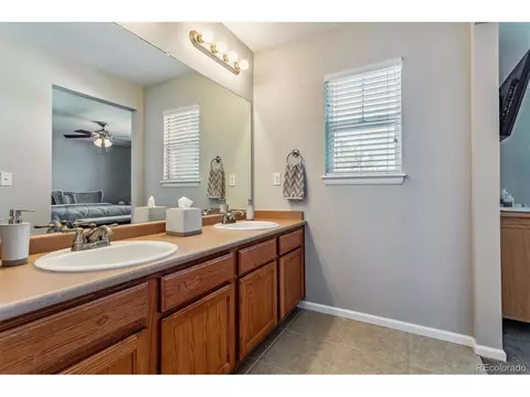24702 E Hoover Pl, Aurora, CO 80016 photo 18