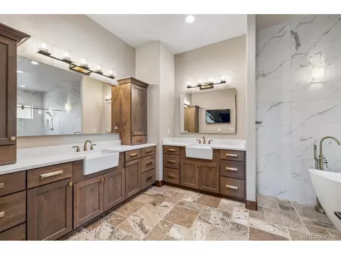 Bath - 5754 Powell Rd, Parker, CO 80134 photo 1 of 7