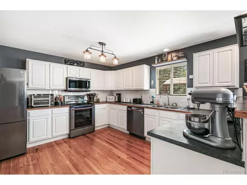 1900 E 127th Cir, Thornton, CO 80241 photo 10