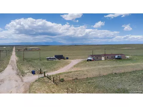 31390 Darroll Rd, Yoder, CO 80864 photo 3
