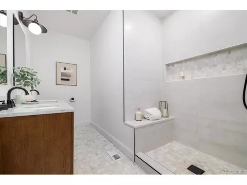 2355 Ivanhoe St, Denver, CO 80207 photo 11