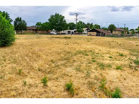 3601 Grape St, Denver, CO 80207 photo 6