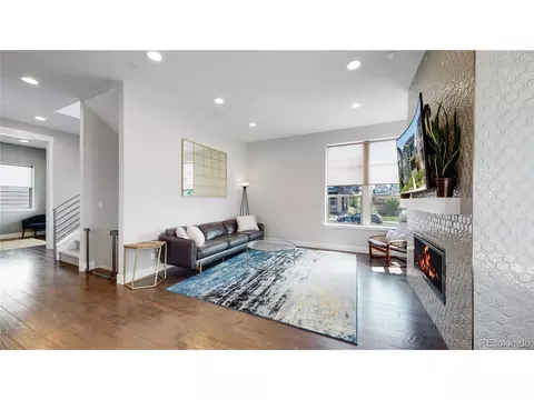 10255 E 59th Ave, Denver, CO 80238 photo 5