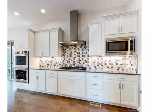 10255 E 59th Ave, Denver, CO 80238 photo 3