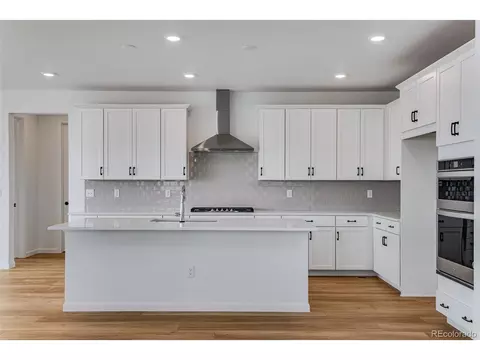 3452 N Gold Bug Ct, Aurora, CO 80019