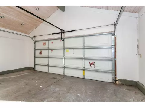 Undisclosed, Denver, CO 80239 photo 22