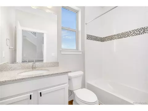8902 E 47th Ave, Denver, CO 80238 photo 21
