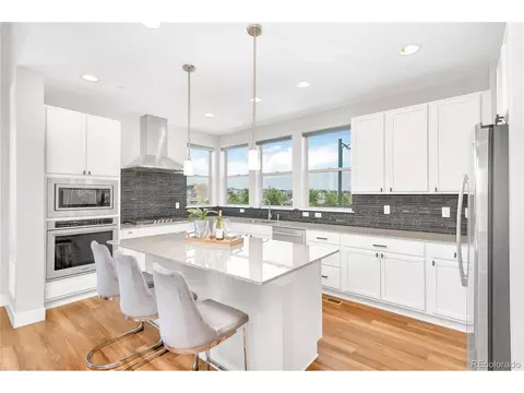 8902 E 47th Ave, Denver, CO 80238 photo 10