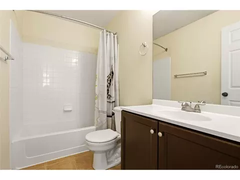 Bath - 19232 E Baker Pl, Aurora, CO 80013 photo 4 of 6