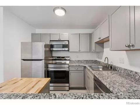 Kitchen - 5120 Williams Fork Trl #210, Boulder, CO 80301 photo 3 of 3